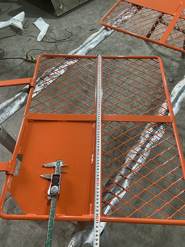 Scaffolding Trap Door 脚手架陷阱门