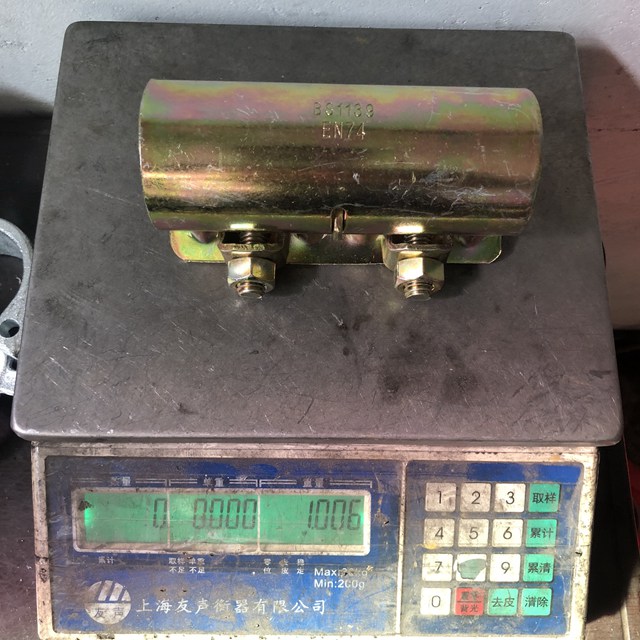 BS1139 EN74按压脚手架套筒套接器锌镀金外部连接器