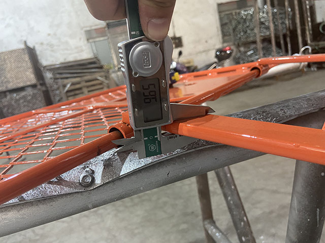 Scaffolding Trap Door 脚手架陷阱门